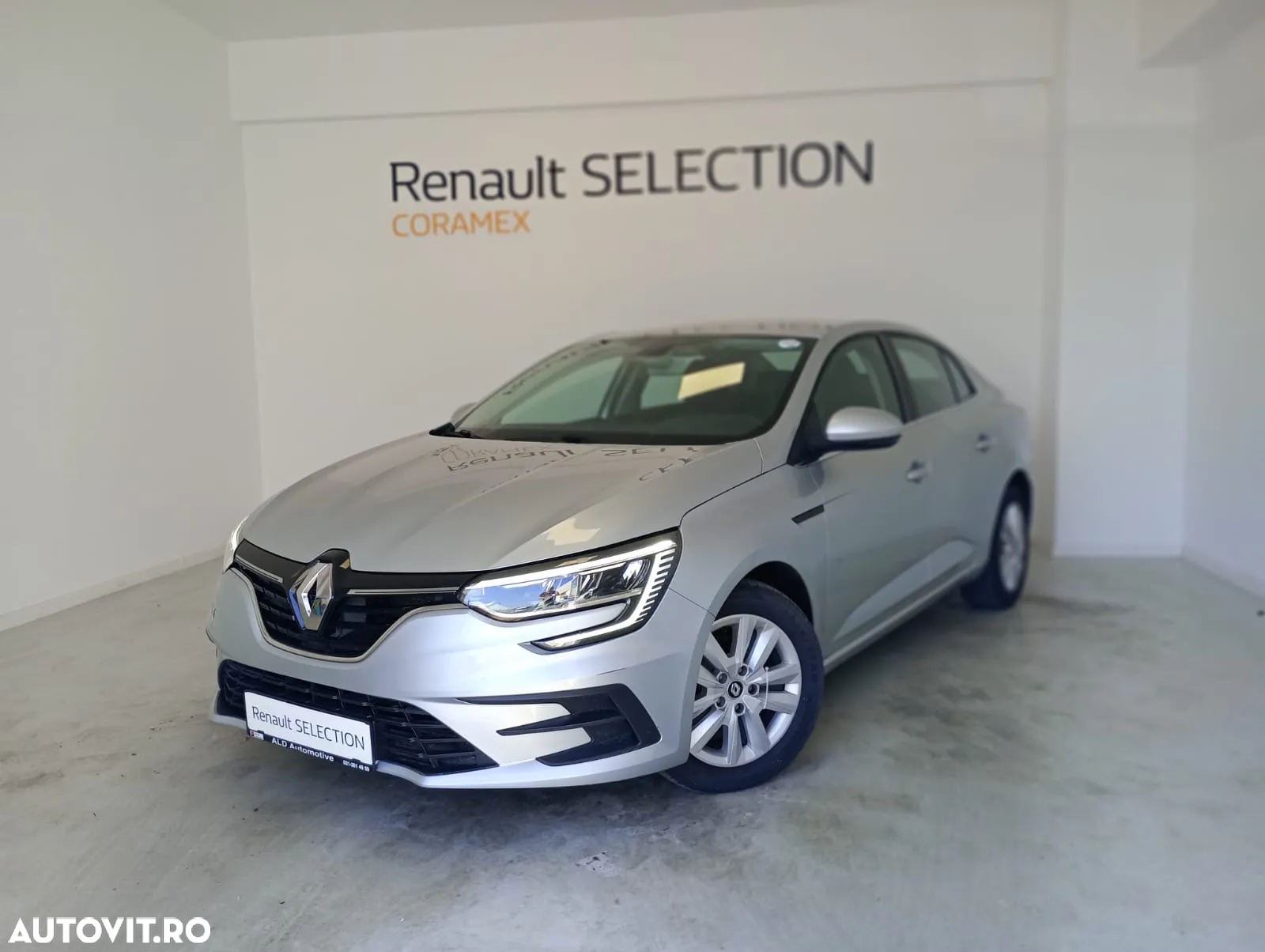 Renault Megane TCe EDC Zen - 9