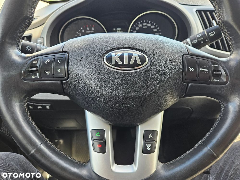 Kia Sportage 2.0 CRDI 4WD Spirit - 14