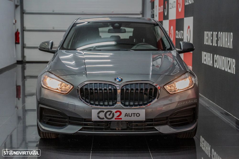 BMW 116 i Aut. Advantage - 2