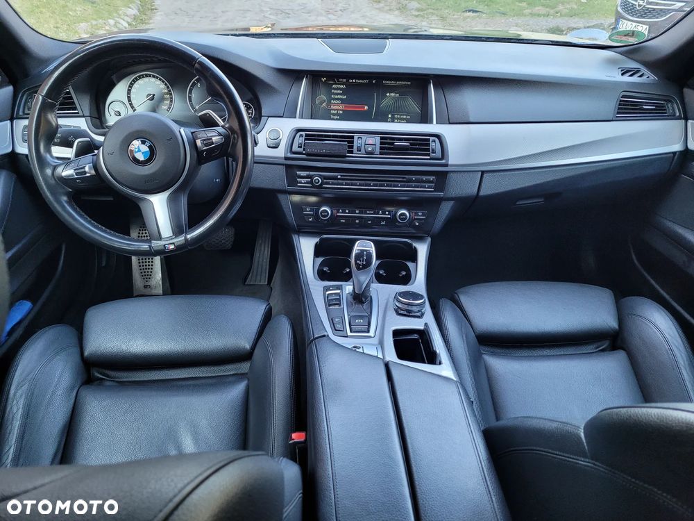 BMW Seria 5 530d xDrive Sport-Aut Luxury Line - 10