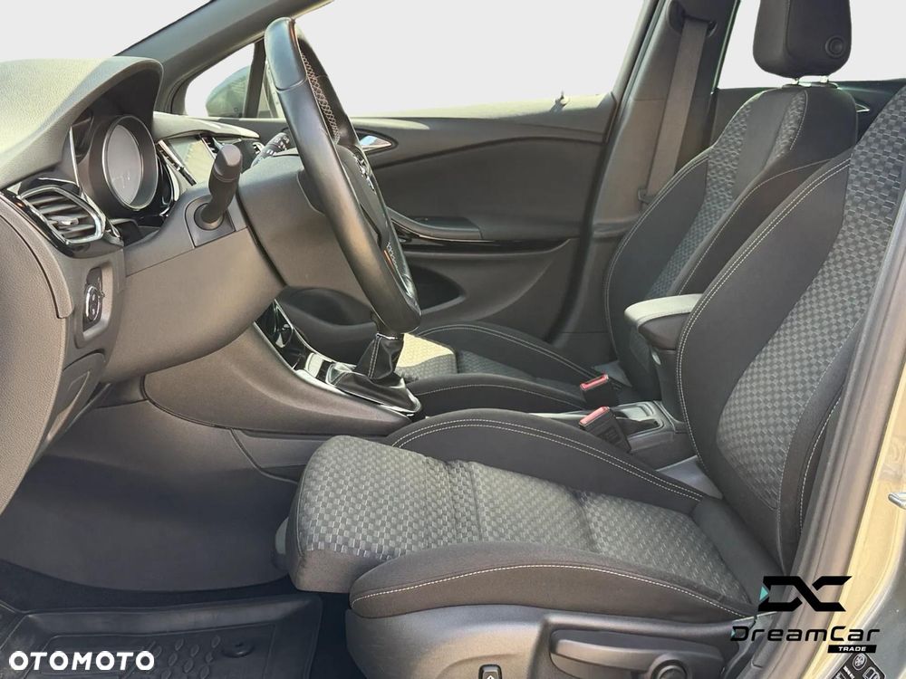 Opel Astra 1.4 T Elite S&S - 9