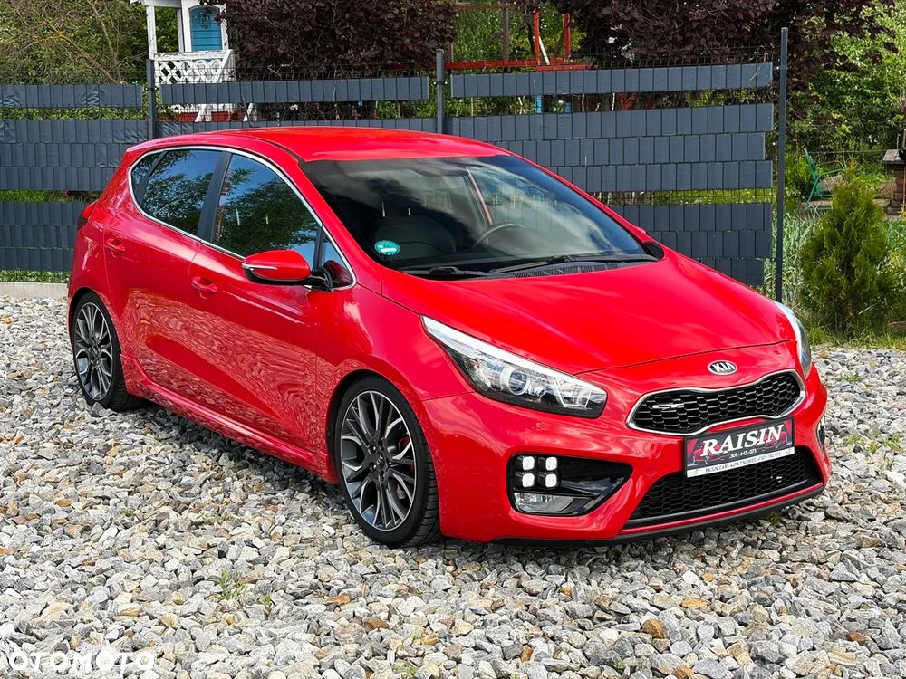 Kia Ceed 1.6 T-GDI GT - 17