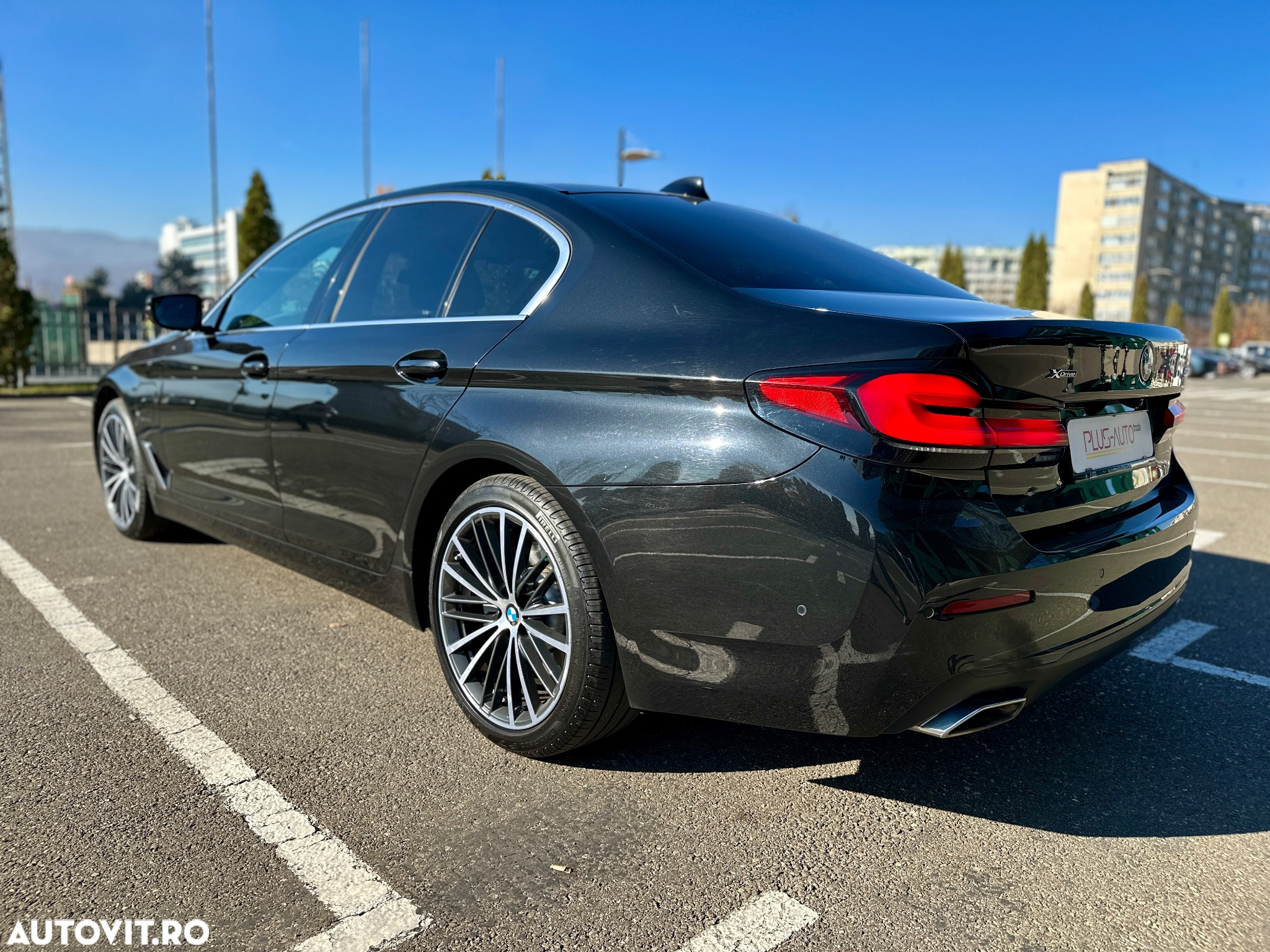 BMW Seria 5 530e xDrive AT PHEV - 5