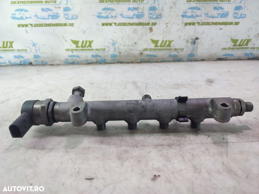 Rampa injectoare dreapta 057130090T 4.2 tdi CDSB Porsche Cayenne 958 - 1