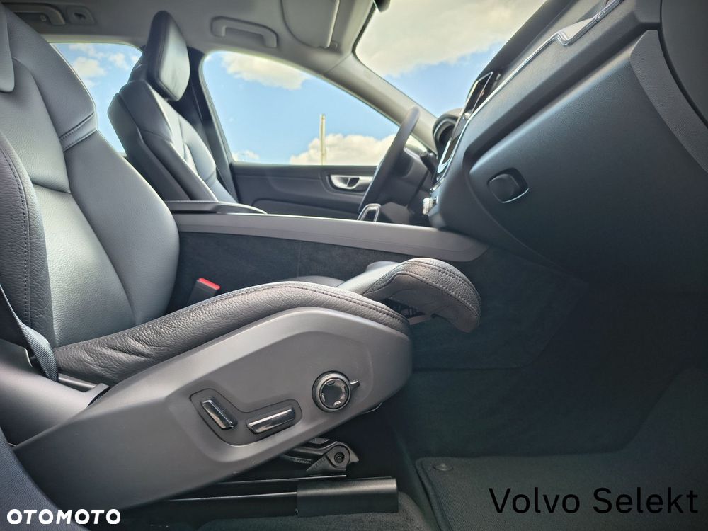 Volvo XC 60 - 24