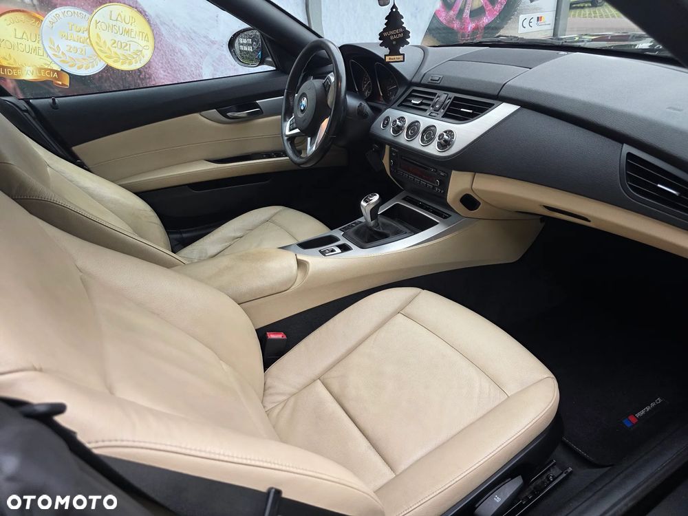 BMW Z4 23i sDrive - 8