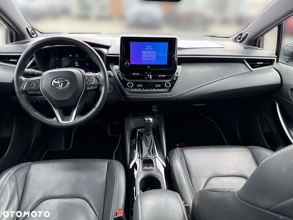 Toyota Corolla - 13