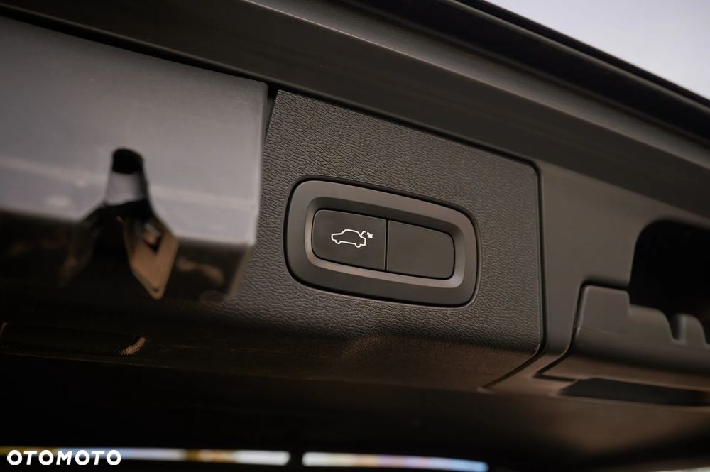 Volvo XC 60 D3 Momentum Pro - 27