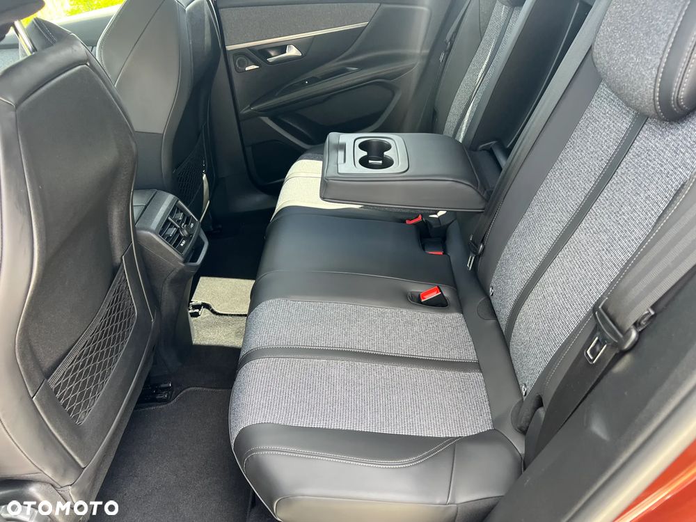 Peugeot 3008 THP 165 EAT6 Stop & Start Allure - 29