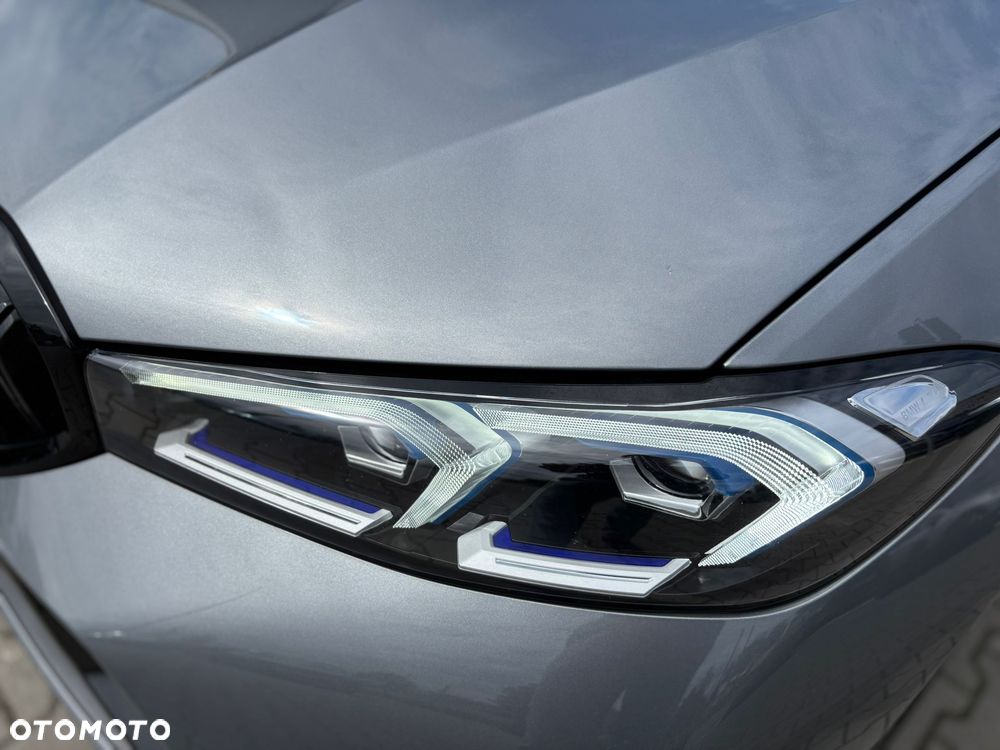 BMW Seria 3 320i xDrive M Sport - 24