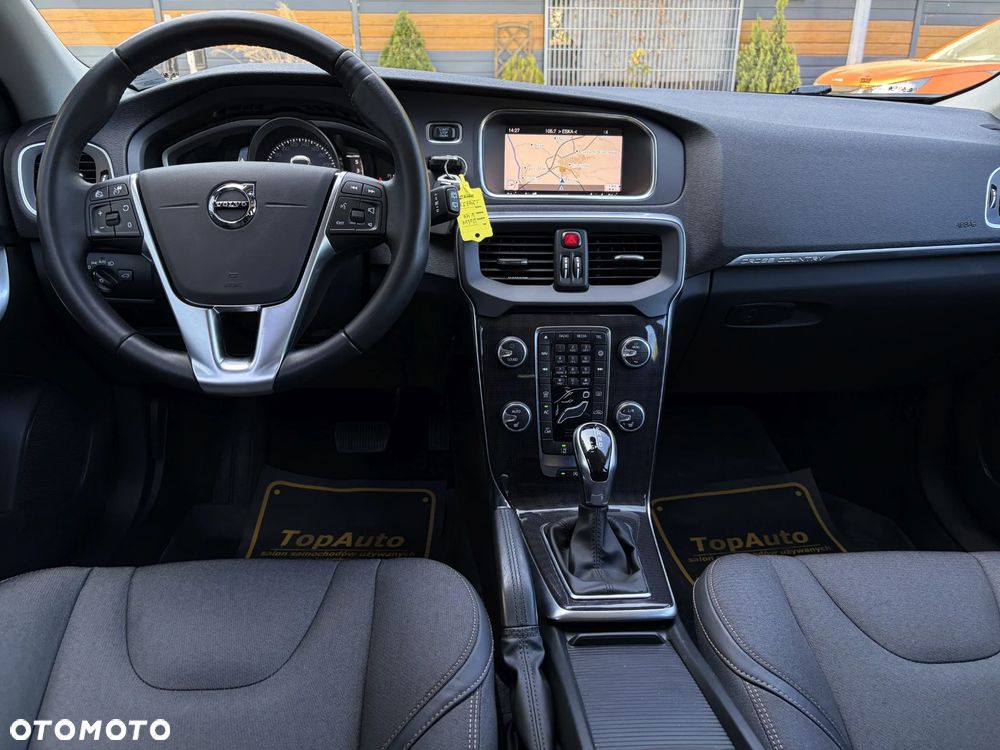 Volvo V40 Cross Country D2 Geartronic Momentum - 33