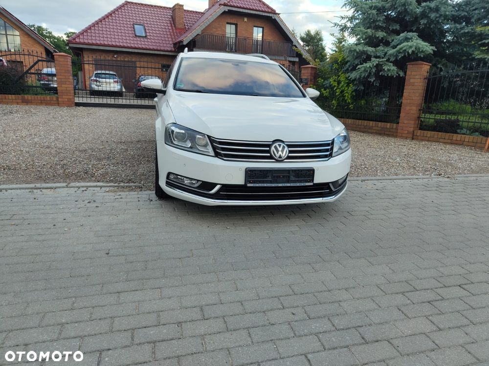 Volkswagen Passat - 25