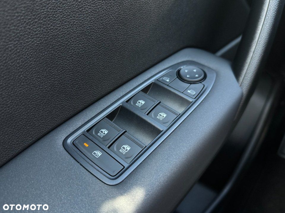 Mitsubishi ASX - 15
