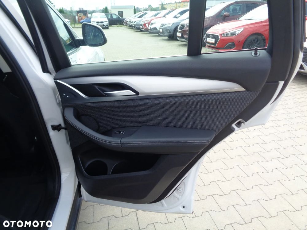 BMW X4 xDrive20d Business Edition sport - 21