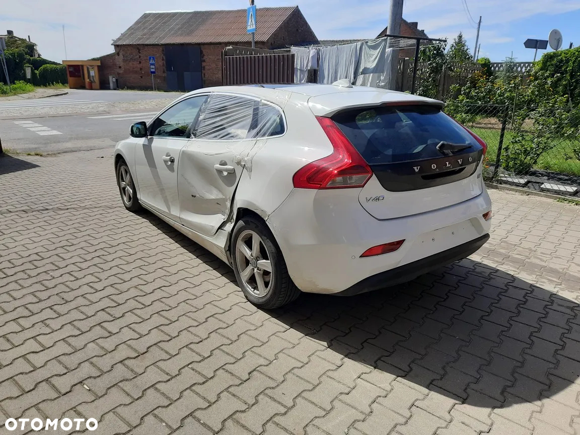 Volvo V40 D2 Powershift - 8