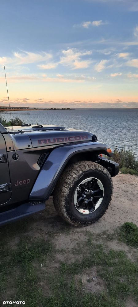 Jeep Wrangler - 1