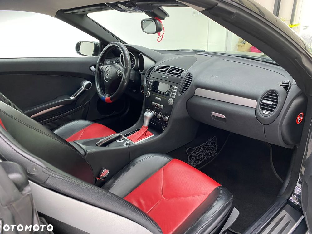 Mercedes-Benz SLK ver-200-kompressor - 11