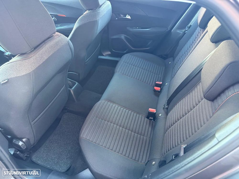 Peugeot 2008 1.5 BlueHDi Active Pack - 11