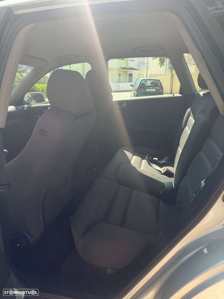 Audi A3 1.6 Ambition - 8
