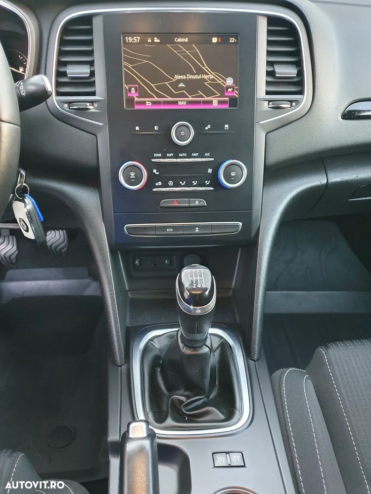 Renault Megane ENERGY dCi Intens - 29