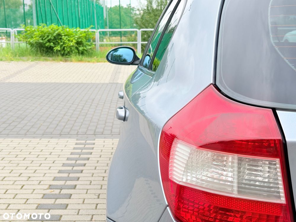 BMW Seria 1 120d - 12