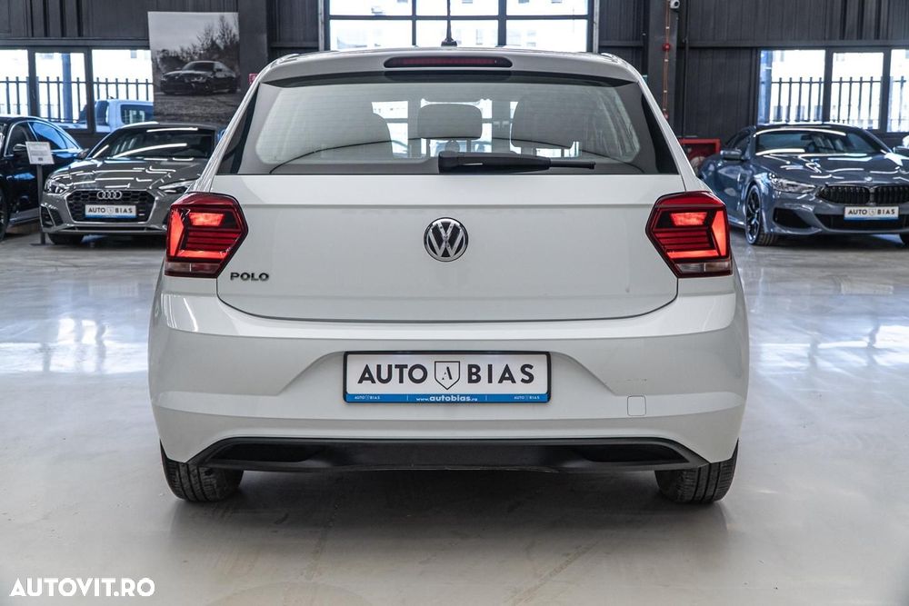 Volkswagen Polo 1.0 Comfortline - 25