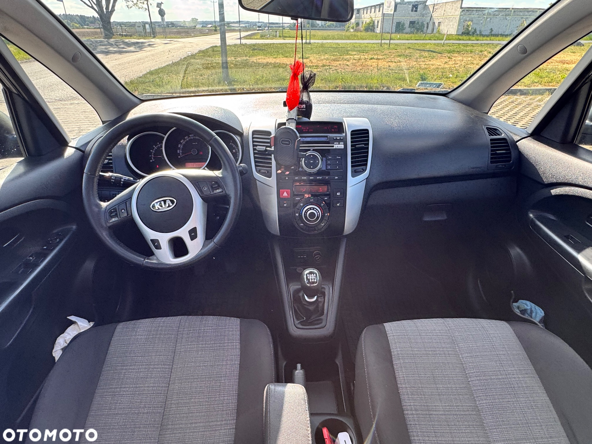 Kia Venga - 18