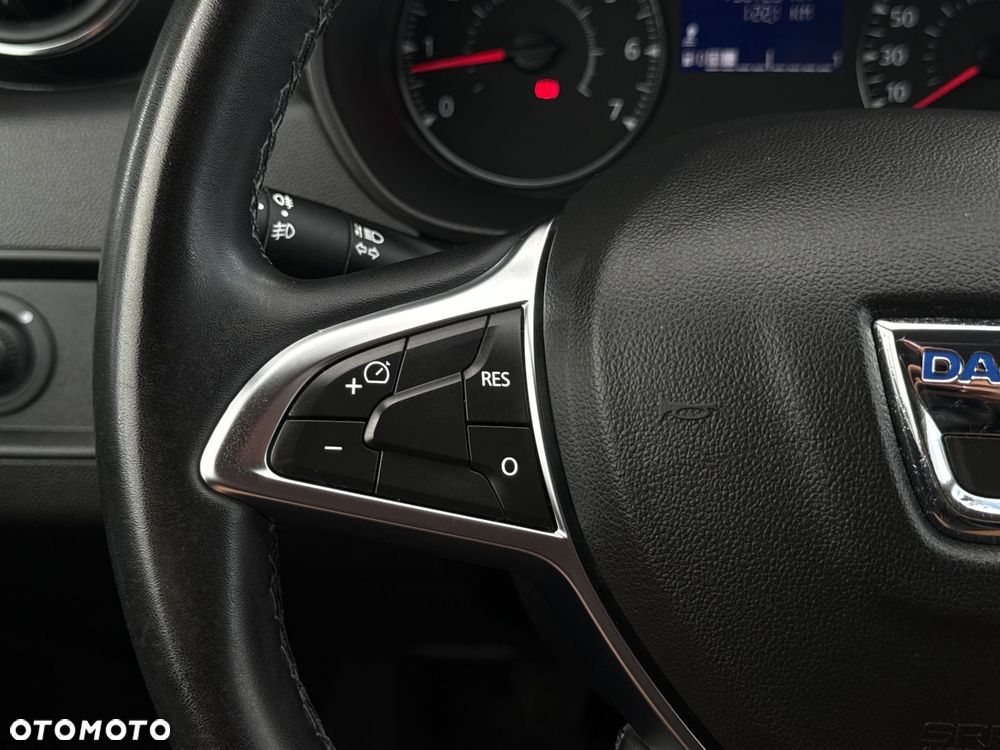 Dacia Duster 1.6 SCe Comfort - 24