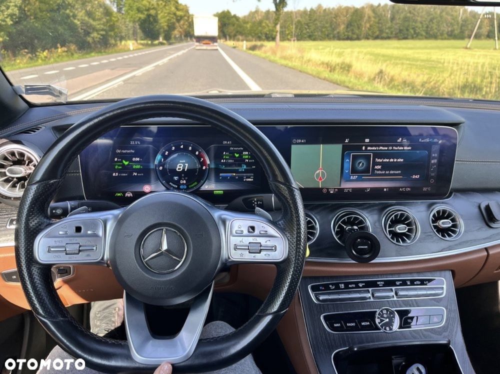 Mercedes-Benz Klasa E - 24