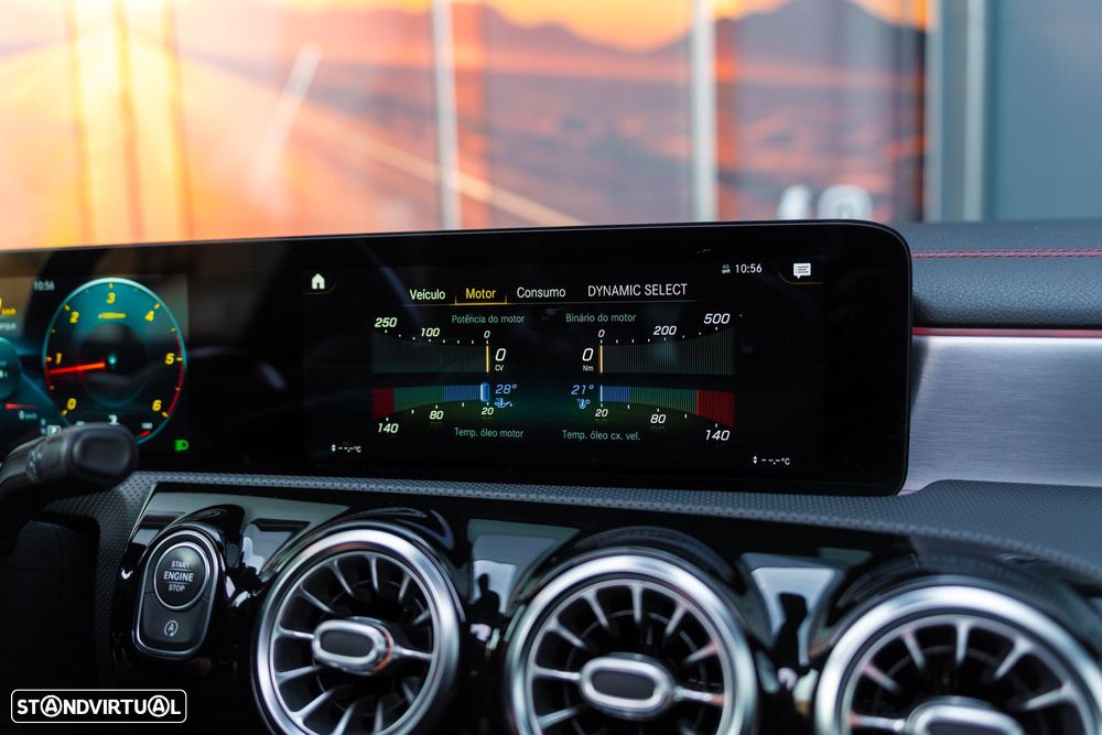 Mercedes-Benz CLA 220 d Shooting Brake AMG Line Aut. - 19