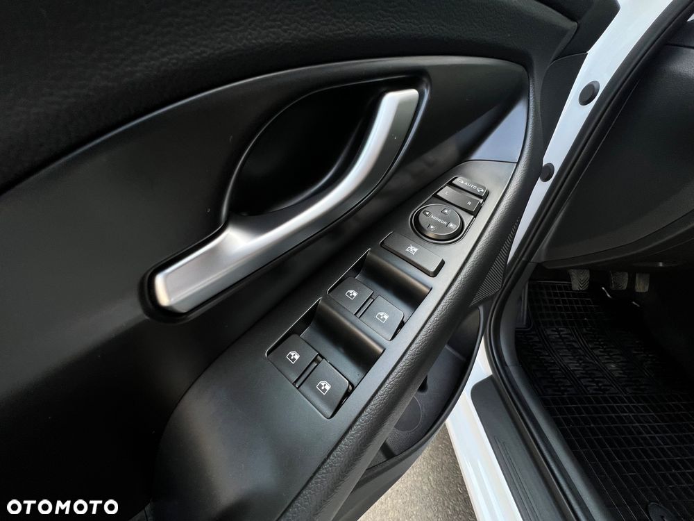 Hyundai i30 1.5 T-GDI 48V Comfort - 13
