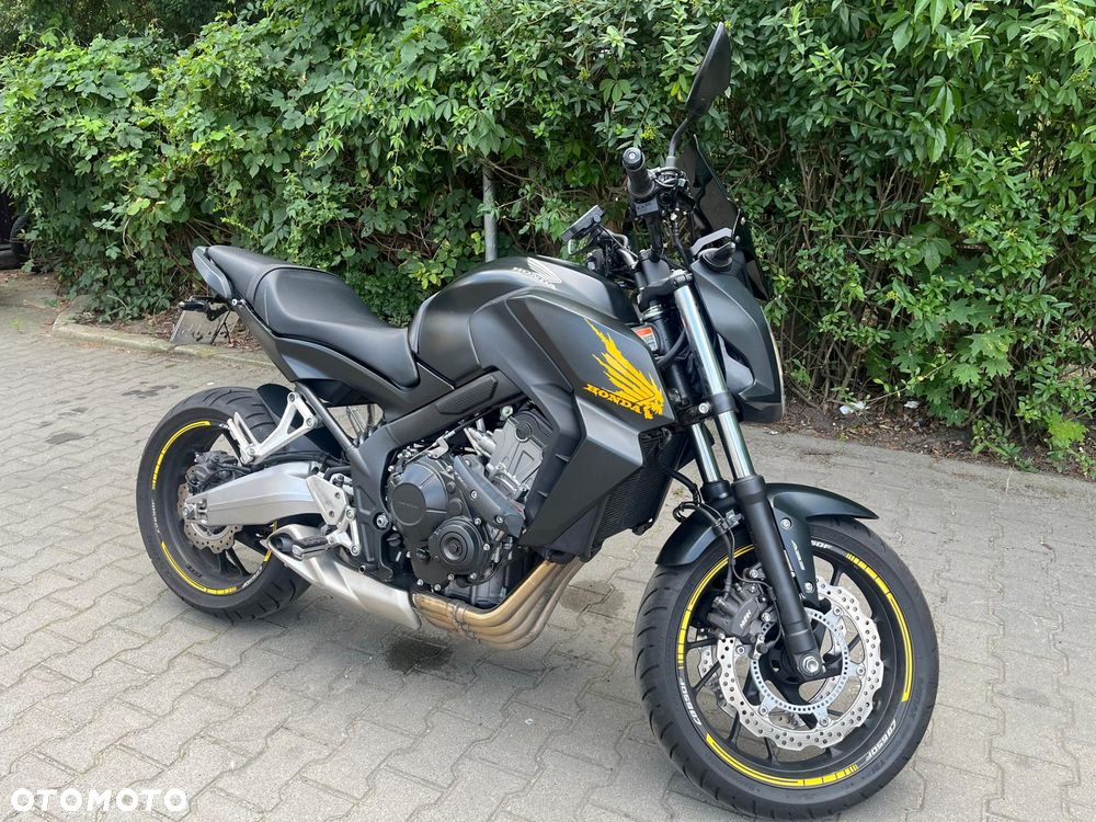Honda CB - 2