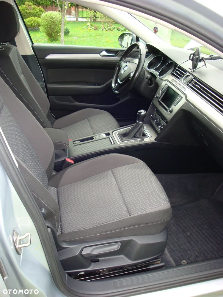 Volkswagen Passat 2.0 TDI BMT Trendline - 6