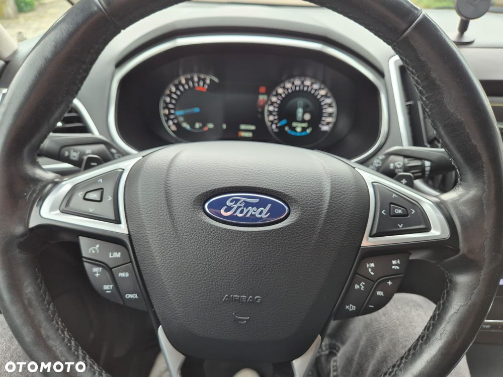 Ford S-Max 2.0 TDCi Titanium PowerShift - 7
