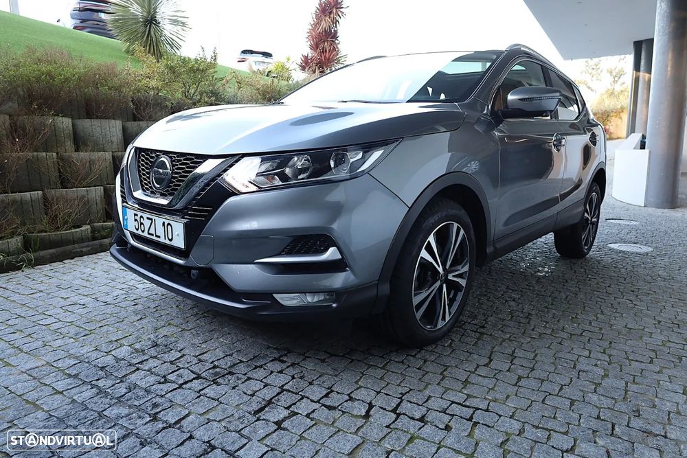 Nissan Qashqai 1.5 dCi N-Connecta J18 - 10