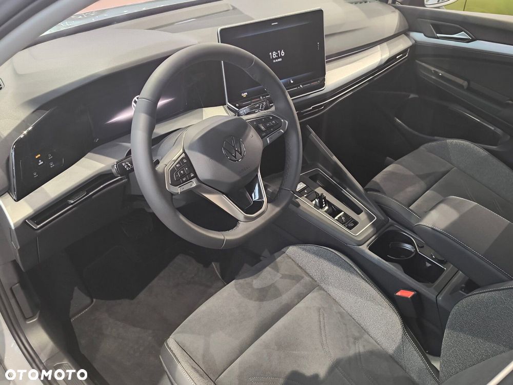 Volkswagen Golf Variant 1.5 eTSI mHEV Life Plus DSG - 8