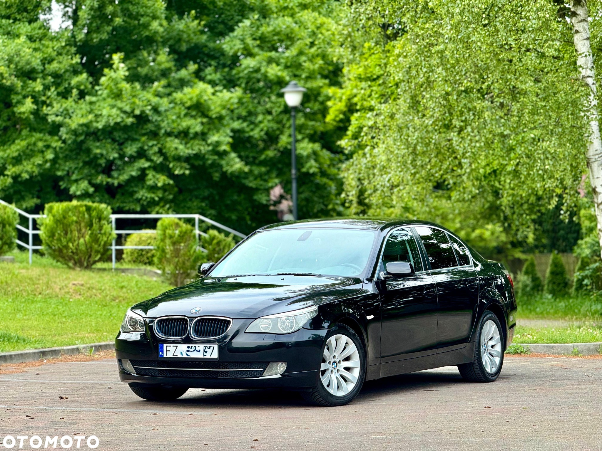 BMW Seria 5 520i - 9