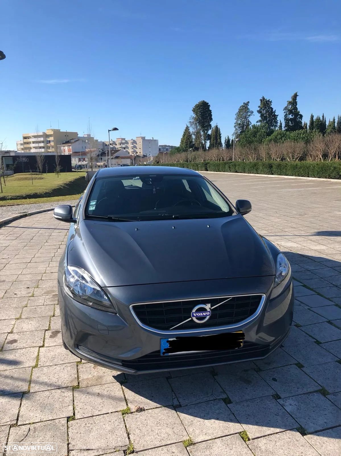 Volvo V40 1.6 D2 Eco Momentum - 1
