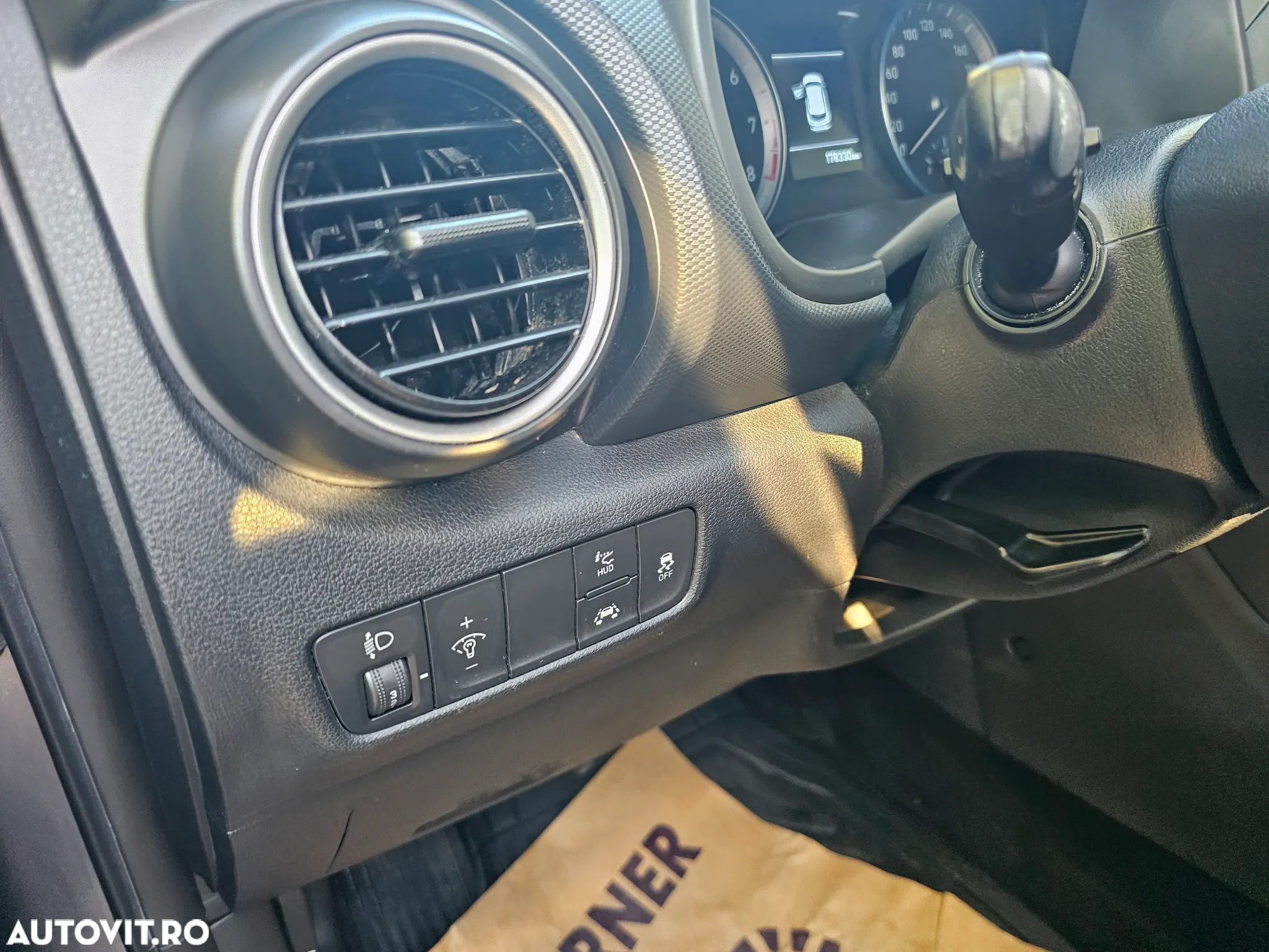 Hyundai KONA 1.0 T-GDI 2WD Premium - 19