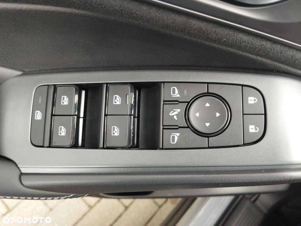 Nissan Qashqai 1.3 DIG-T mHEV N-Design Xtronic - 19