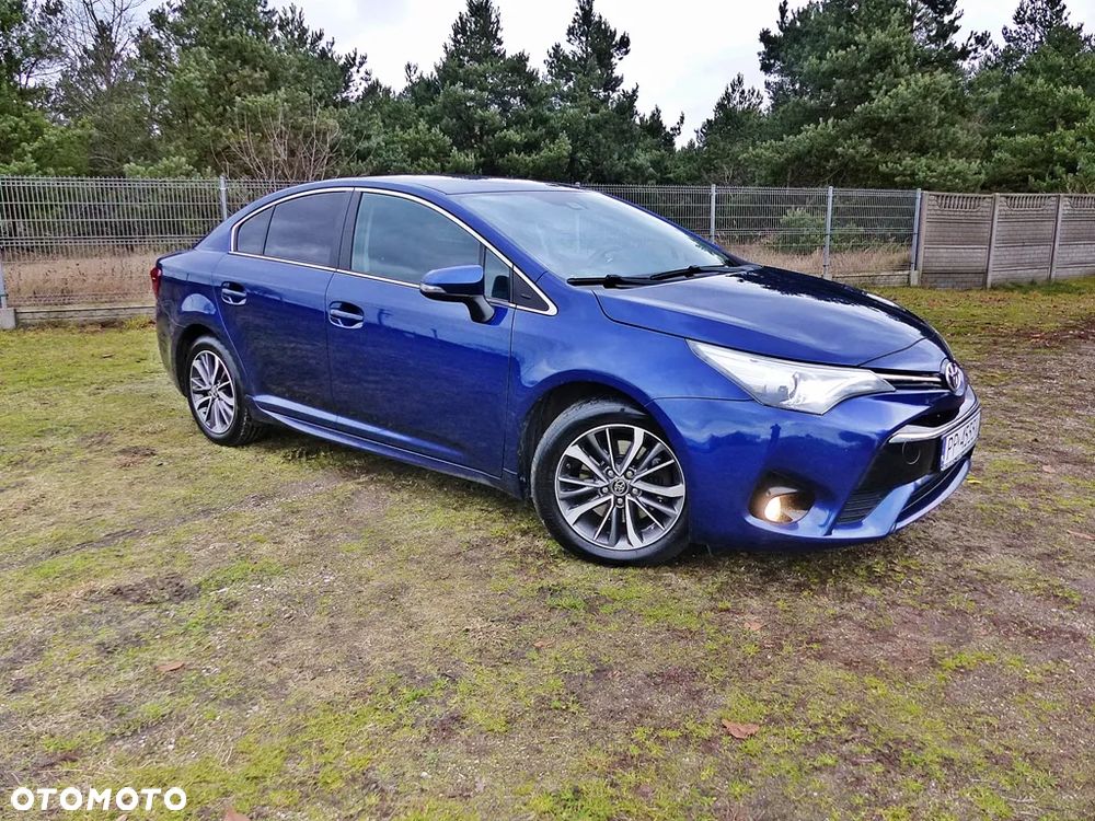 Toyota Avensis 2.0 D-4D Premium - 5