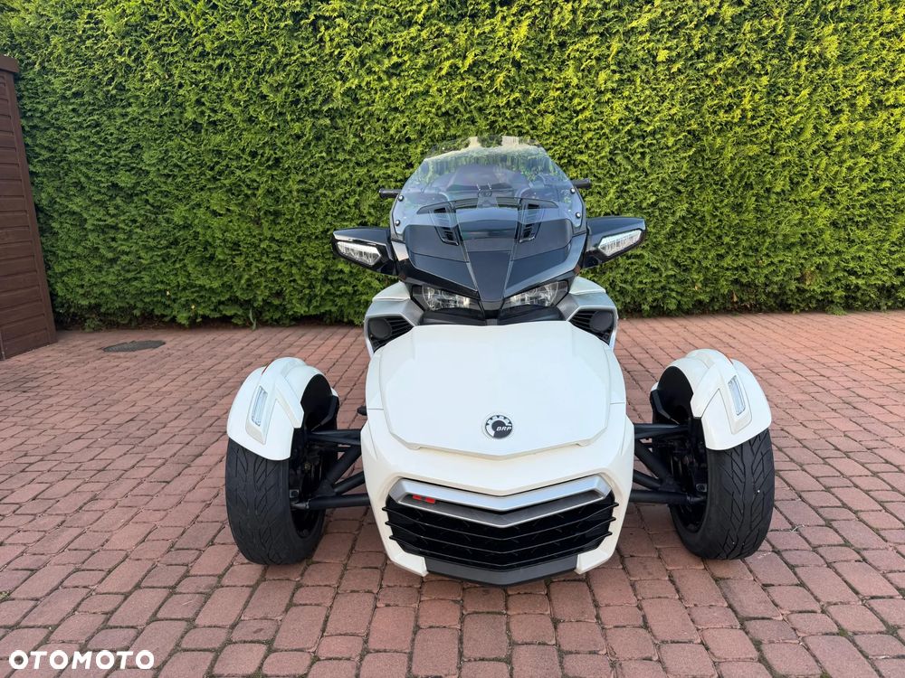Can-Am Spyder - 3
