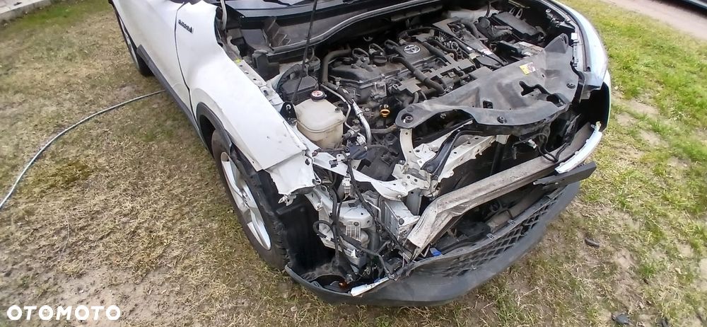 Toyota C-HR 1.8 Hybrid Dynamic - 16