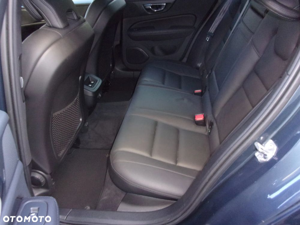 Volvo V60 T6 AWD Inscription - 16