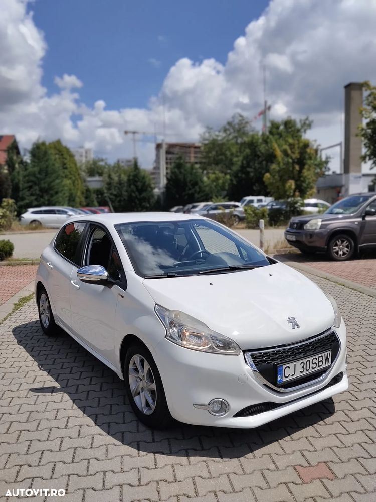 PEUGEOT 208 2015 — imagine 8