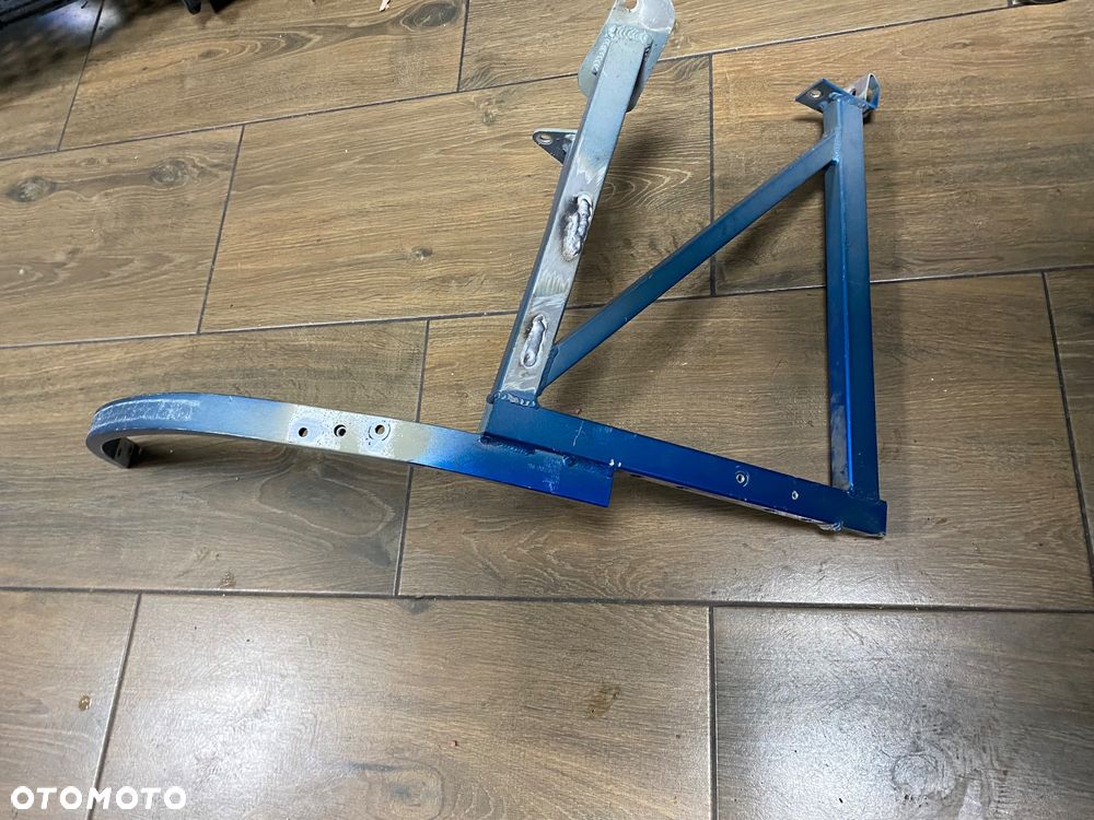 AUDI R8 09-Rama wspornika przedniego błotnika lewa 420805357c ORG - 2