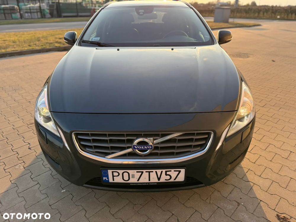 Volvo V60 D3 Geartronic Momentum - 14