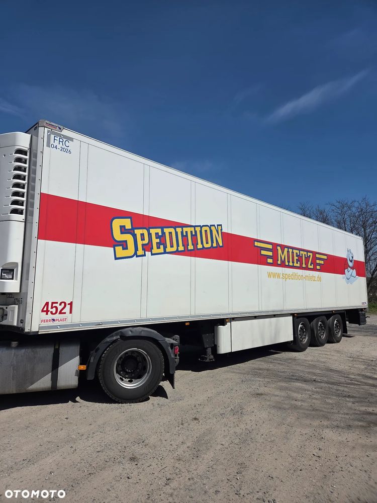 Schmitz Cargobull SCB - 2