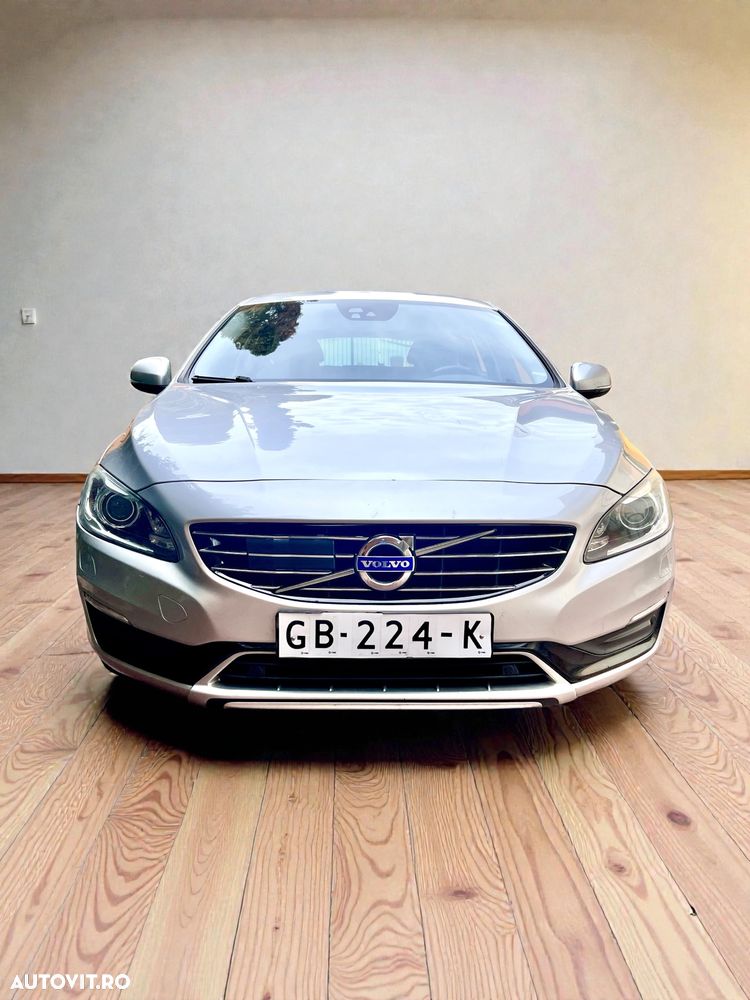 Volvo V60 D6 Plug-In-Hybrid AWD Geartronic Momentum - 5