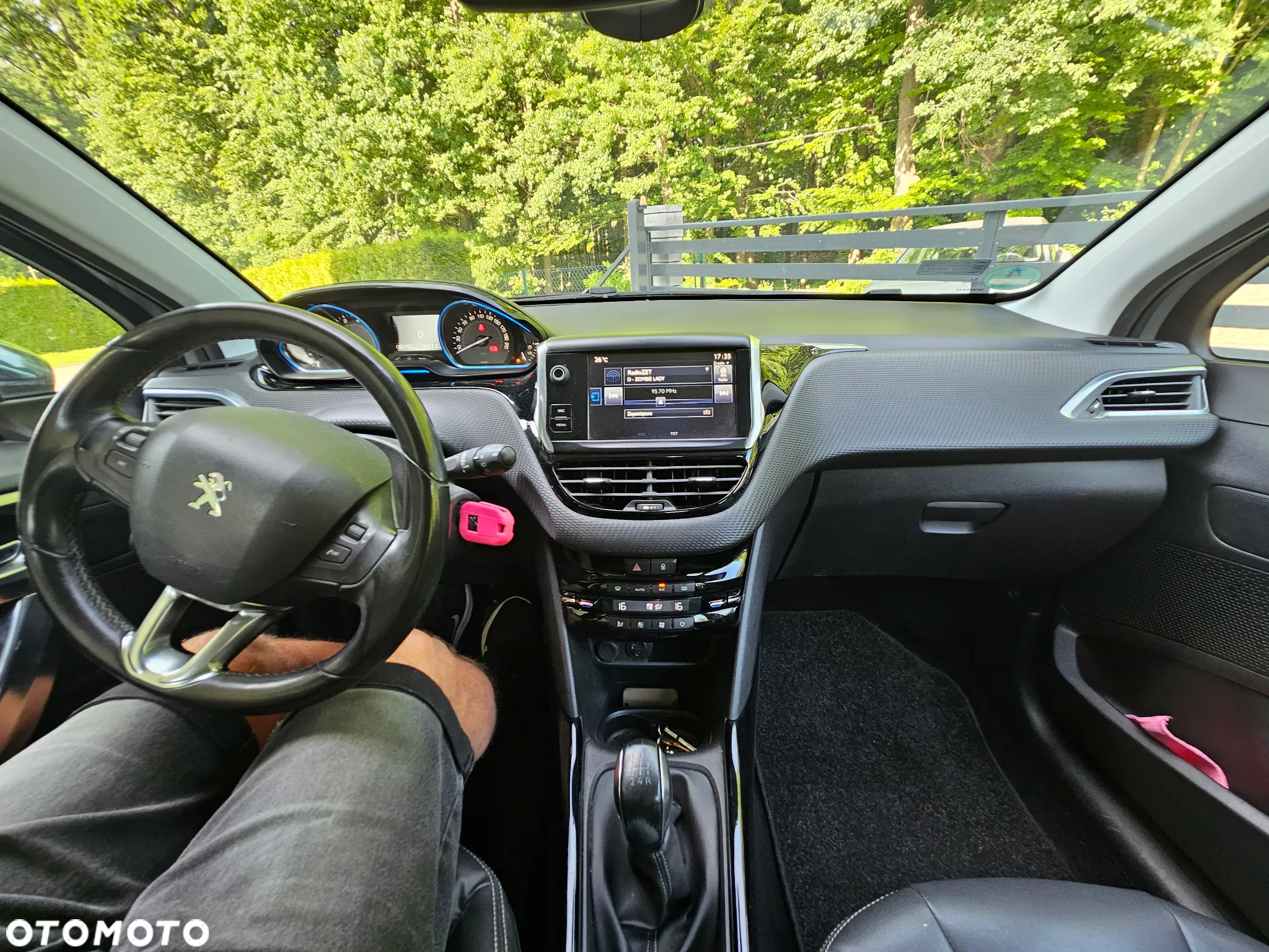 Peugeot 2008 1.2 Pure Tech Active S&S - 6